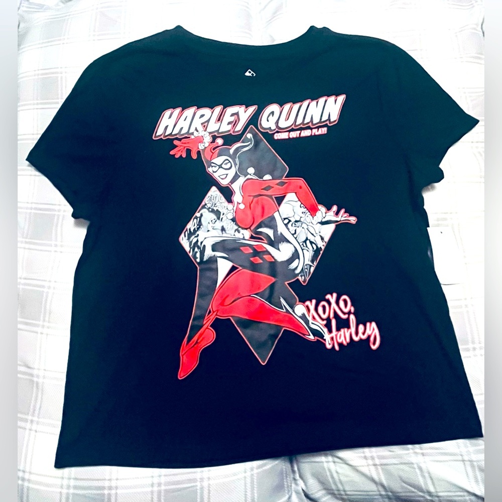 NWT Harley Quinn Tee ~ Size XXL